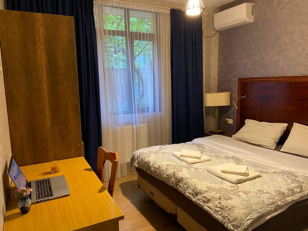 Hotel "Tbilisi Tales" In The Heart Of The Old City Kültér fotó