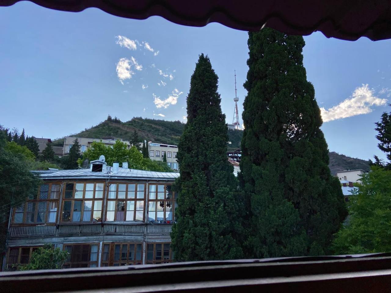 Hotel "Tbilisi Tales" In The Heart Of The Old City Kültér fotó